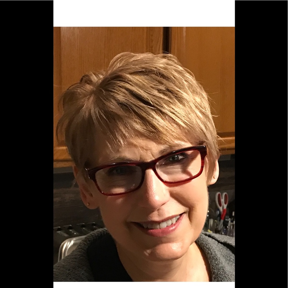 Meet your Posher, Vicki